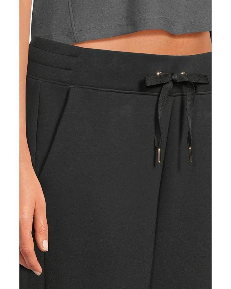 Elevate Luxe Hoodigan Product Image