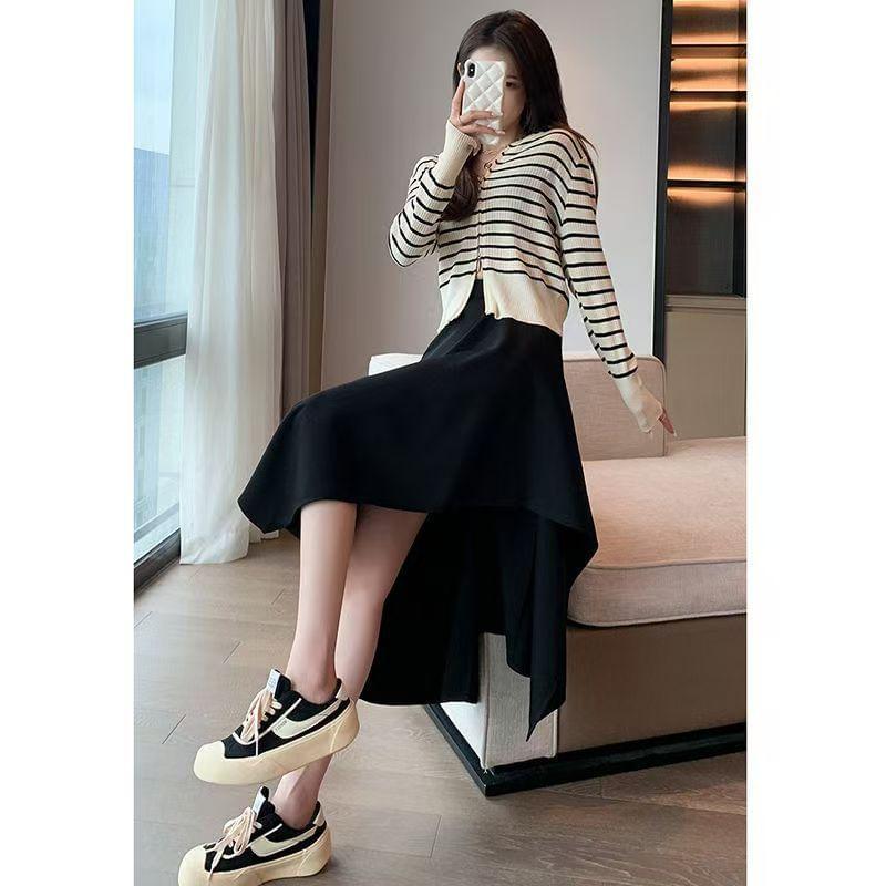 High Rise Plain Asymmetrical Midi A-Line Skirt Product Image