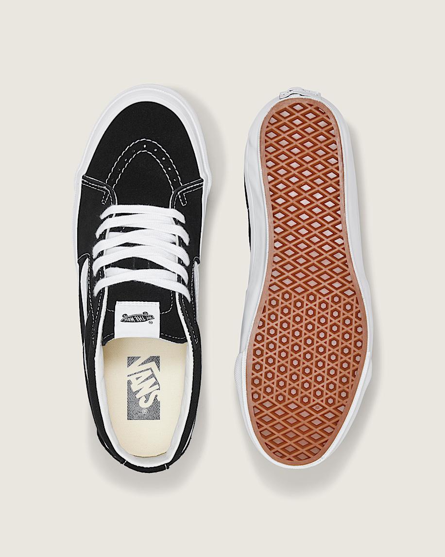 Premium Sk8-Mid Shoe in Black / White| Vans US Product Image