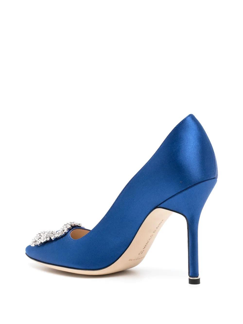 Hangisi satin pumps Product Image