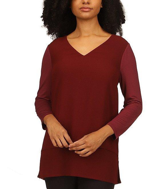 MICHAEL Michael Kors Mixed Woven Knit Layered Hem V-Neck 3/4 Sleeve Shirt Product Image