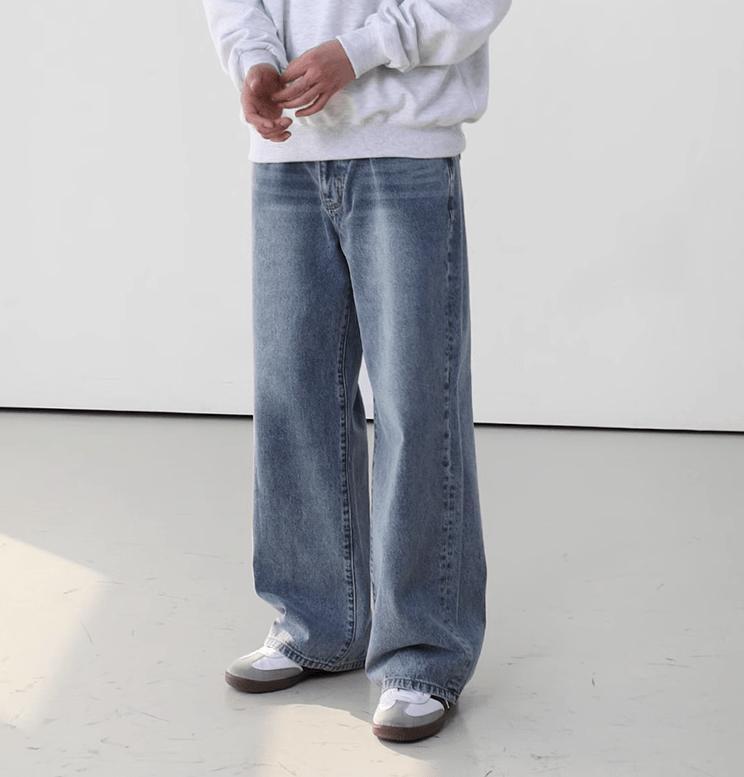 RT No. 11516 BLUE STRAIGHT DENIM JEANS Product Image
