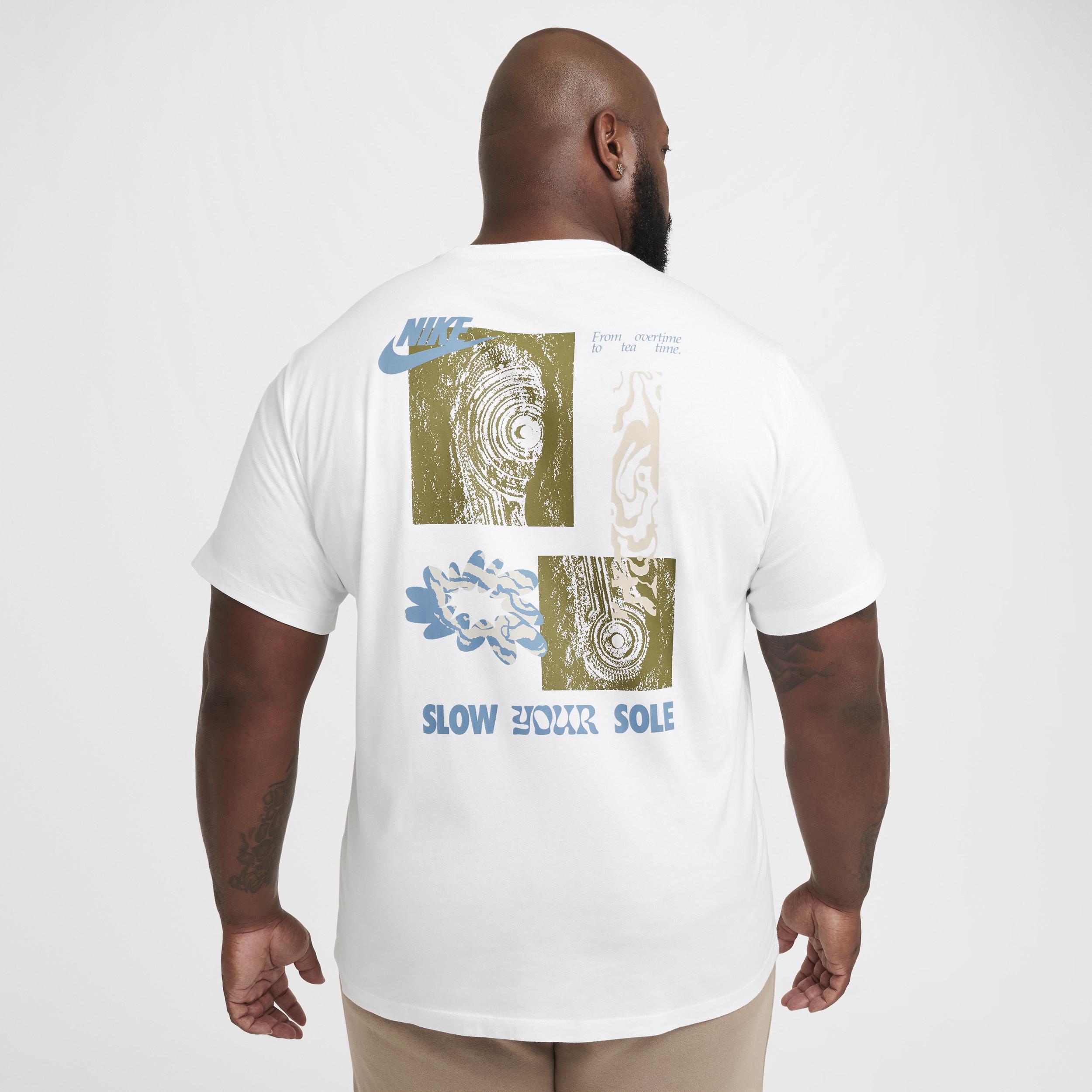 Nike Sportswear Club T-Shirt Product Image