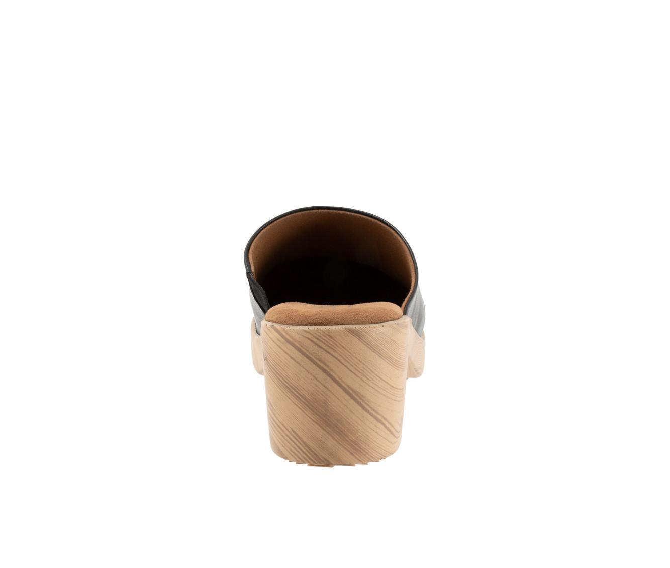 Women's Softwalk Felida Clogs Product Image