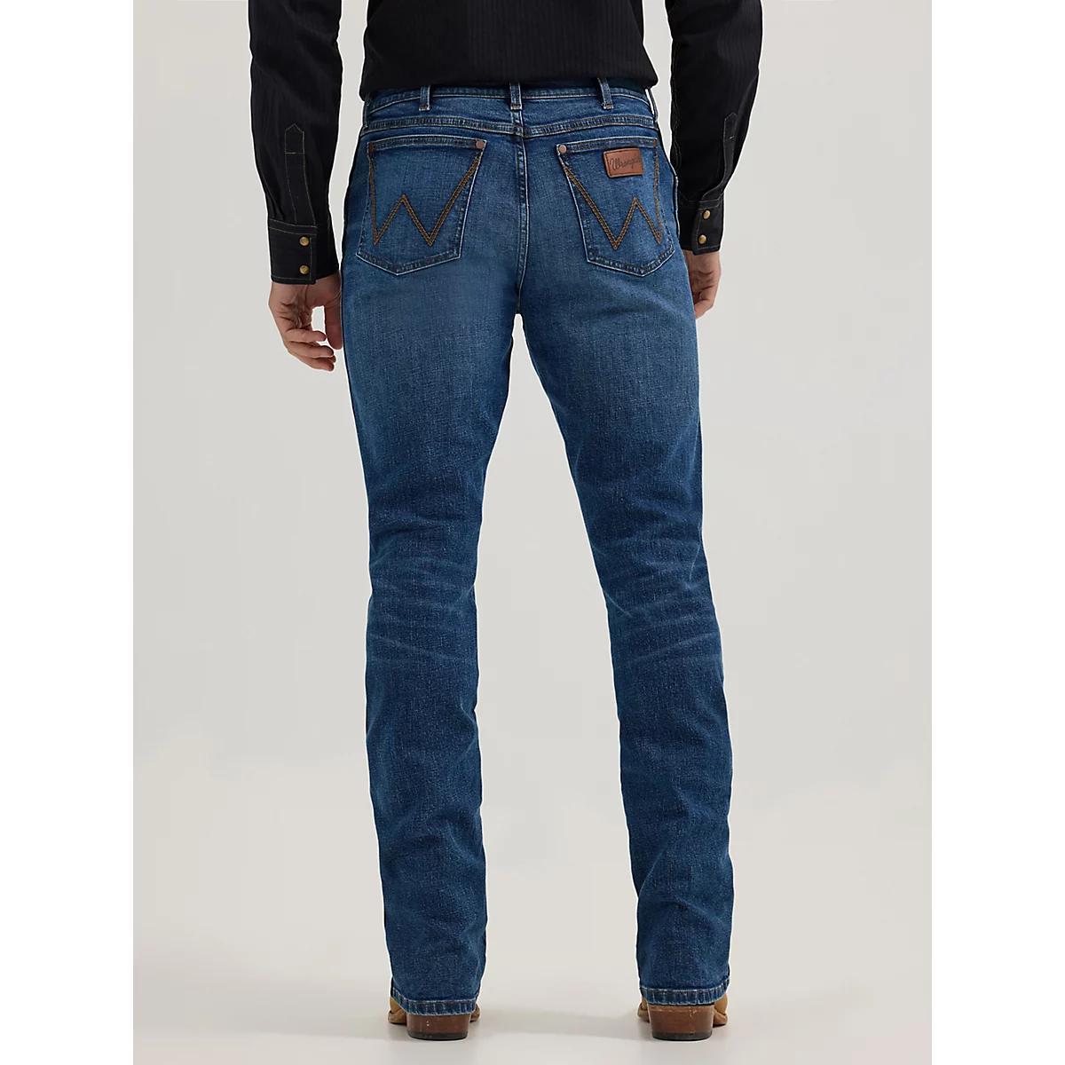 Men's Wrangler Retro® Relaxed Fit Bootcut Jean in JH Wash Product Image