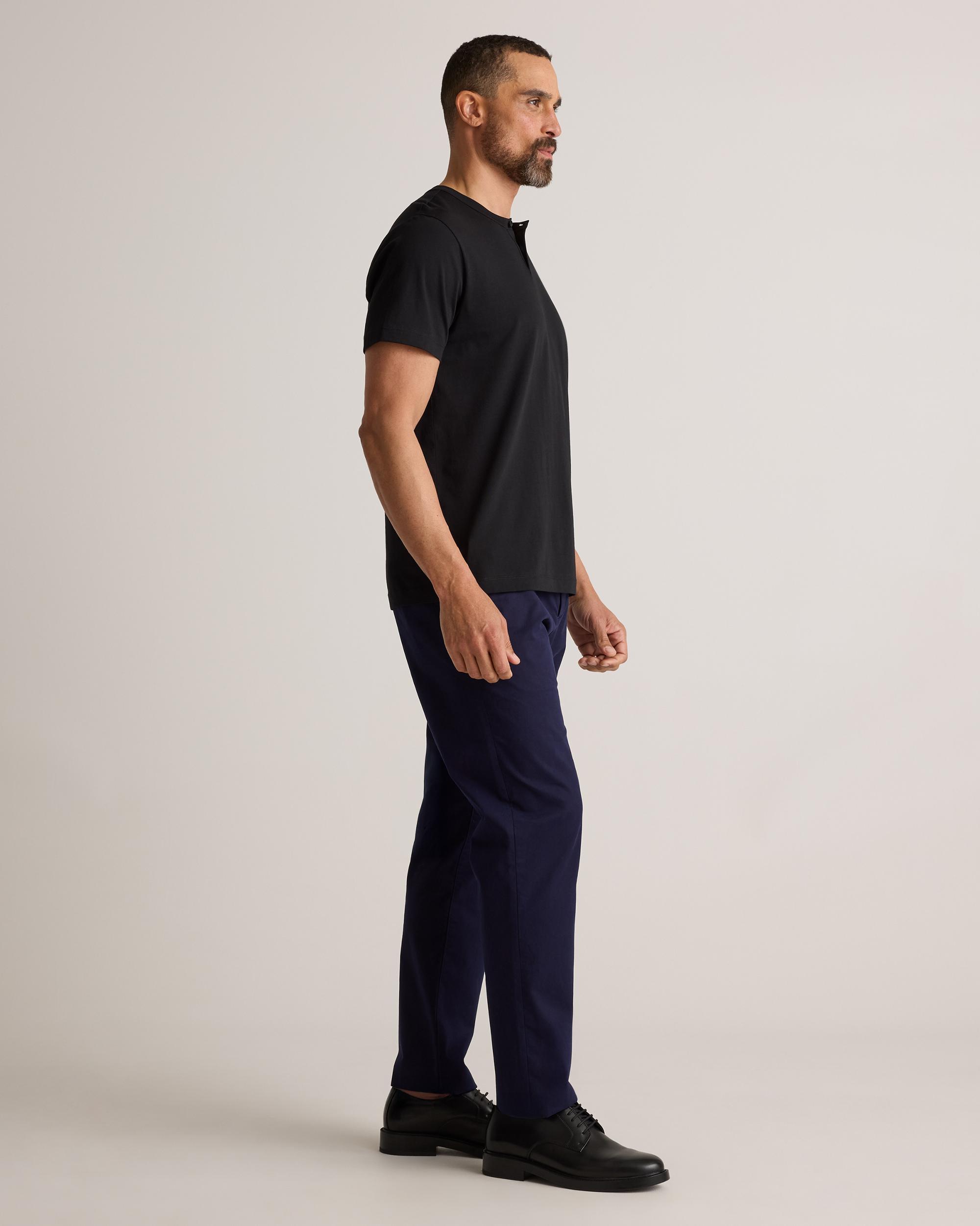 Quince | Men's 100% Pima Cotton Luxe Touch Henley Organic Cotton Product Image