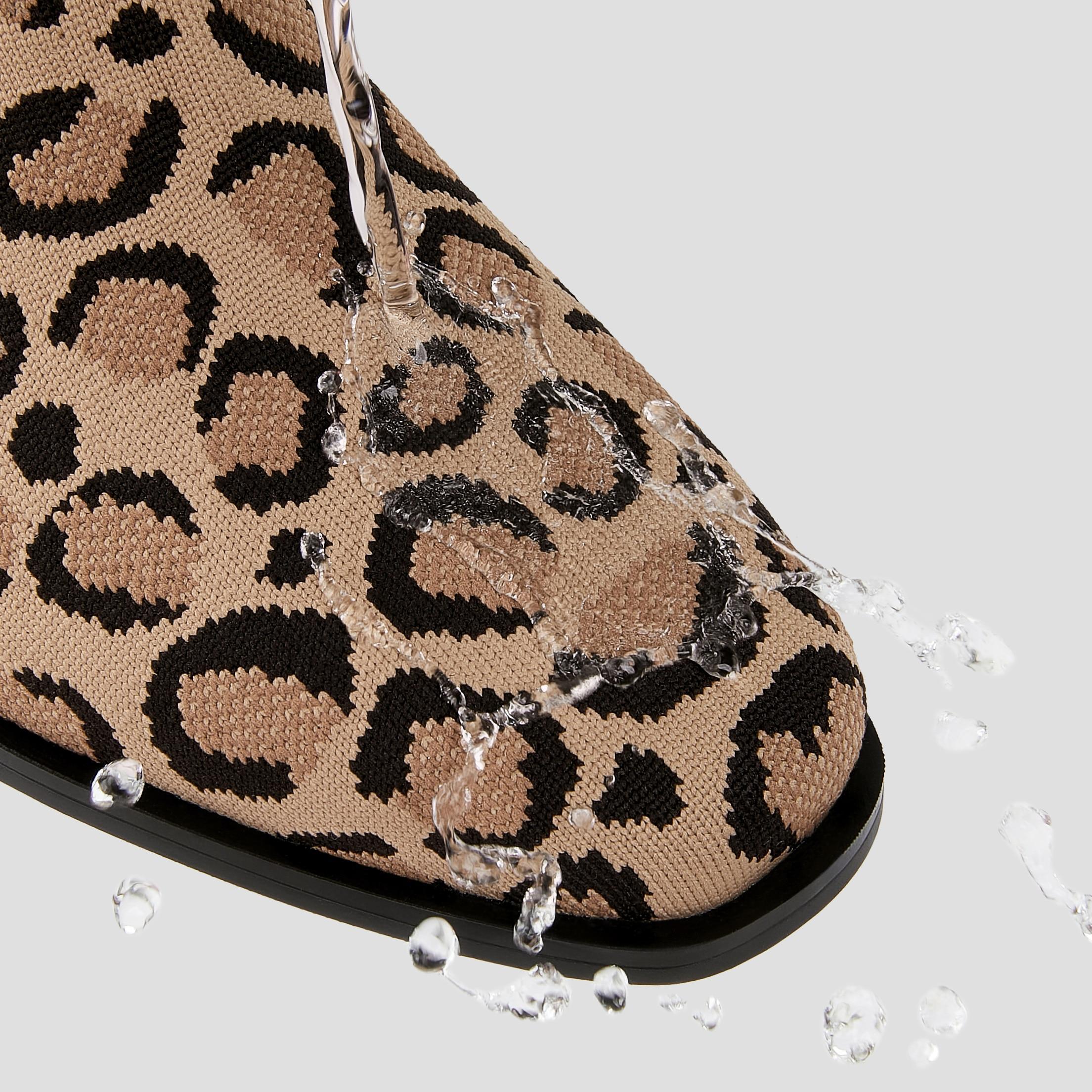 Square-Toe Water-Repellent Ankle Boots (Ryan Pro) Product Image