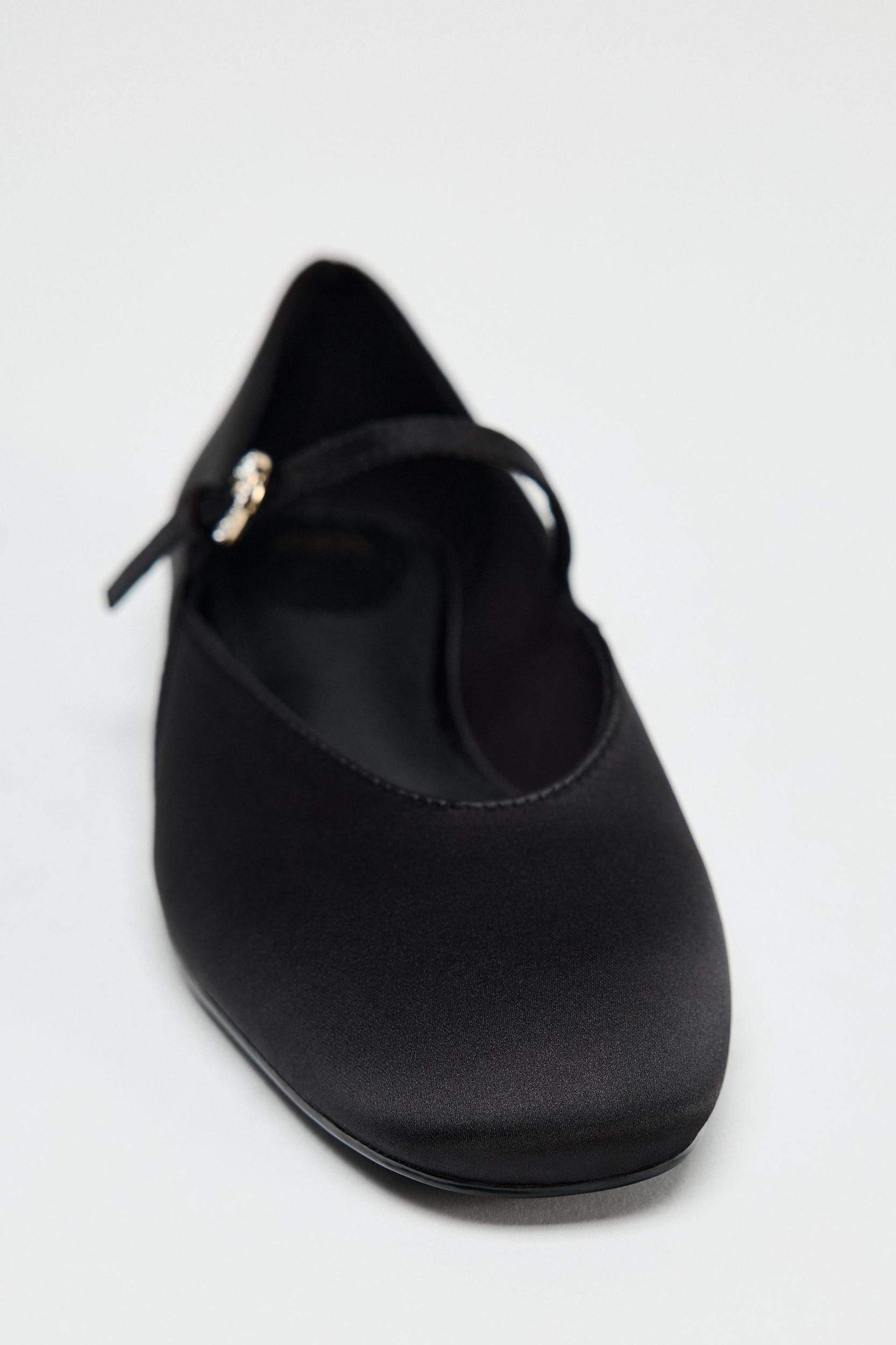 SATIN EFFECT BALLET FLATS Product Image