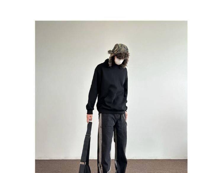 Mid Rise Washed Straight Leg Jeans Product Image