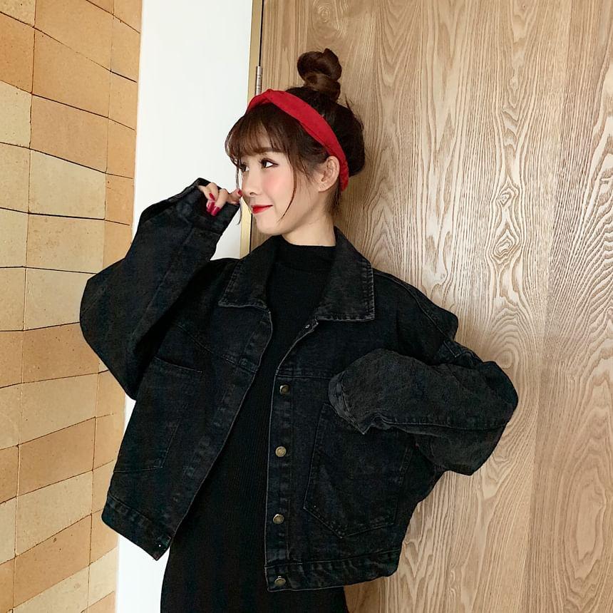 Collared Denim Button-Up Crop Jacket Product Image