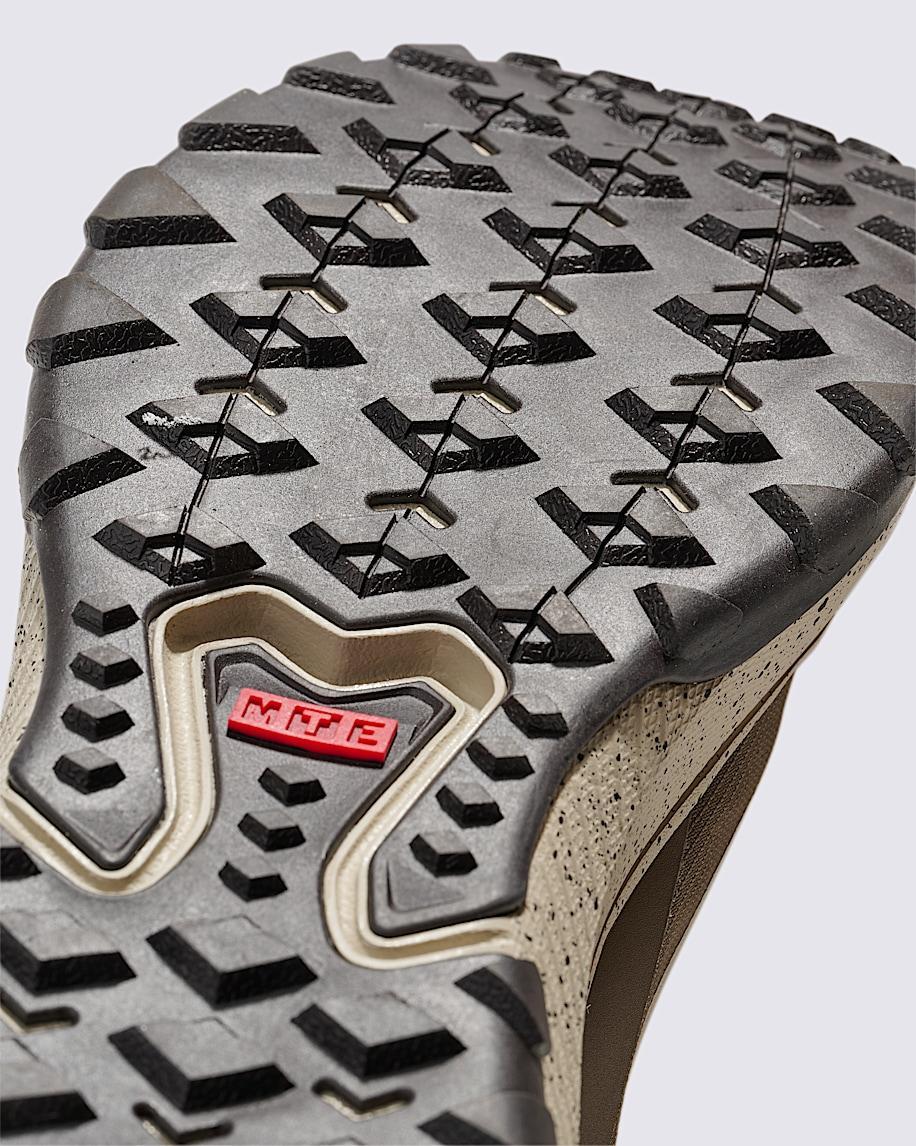 Crosspath Shoe in Brown| Vans US Product Image