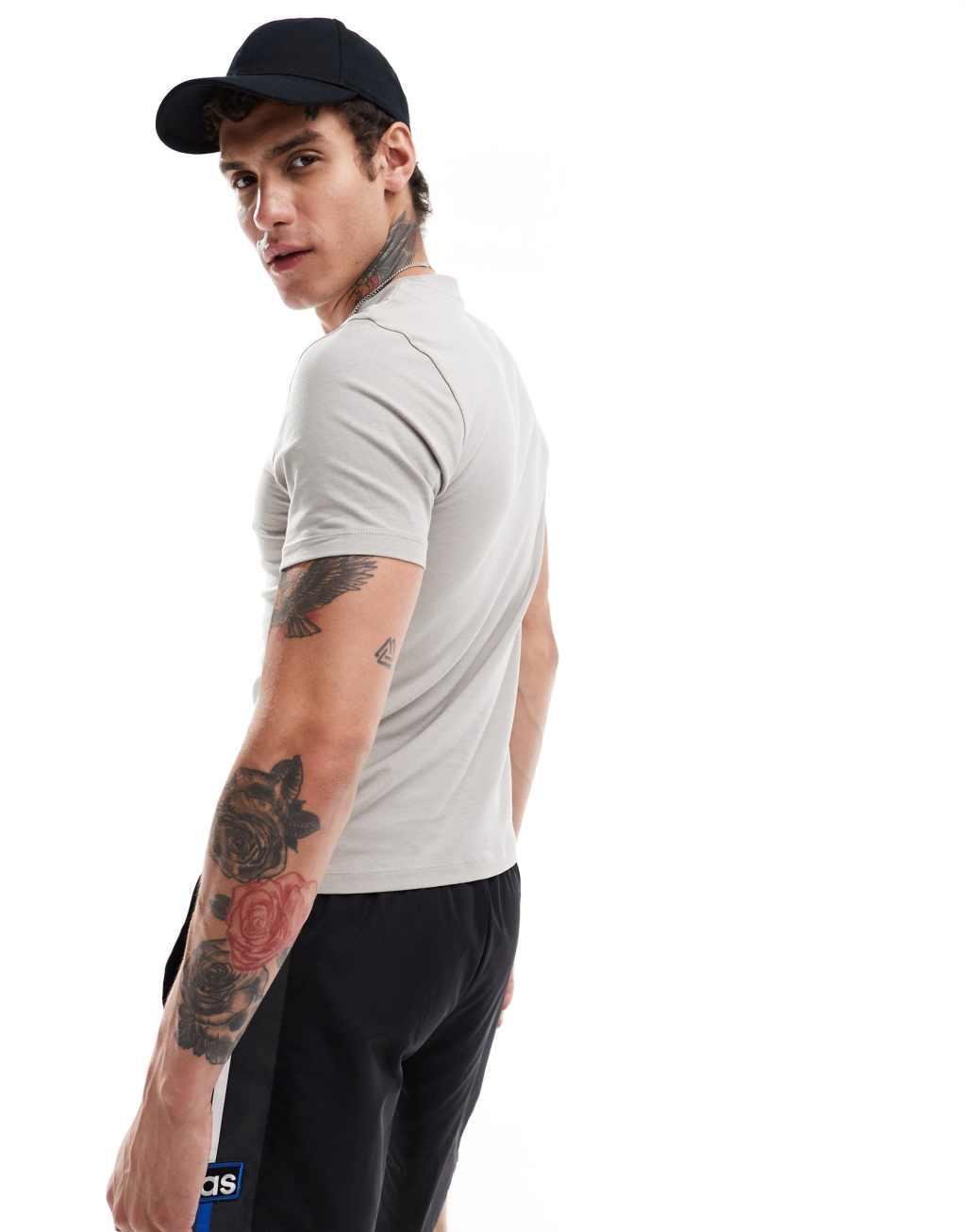 ASOS DESIGN muscle fit T-shirt in gray with front print Product Image
