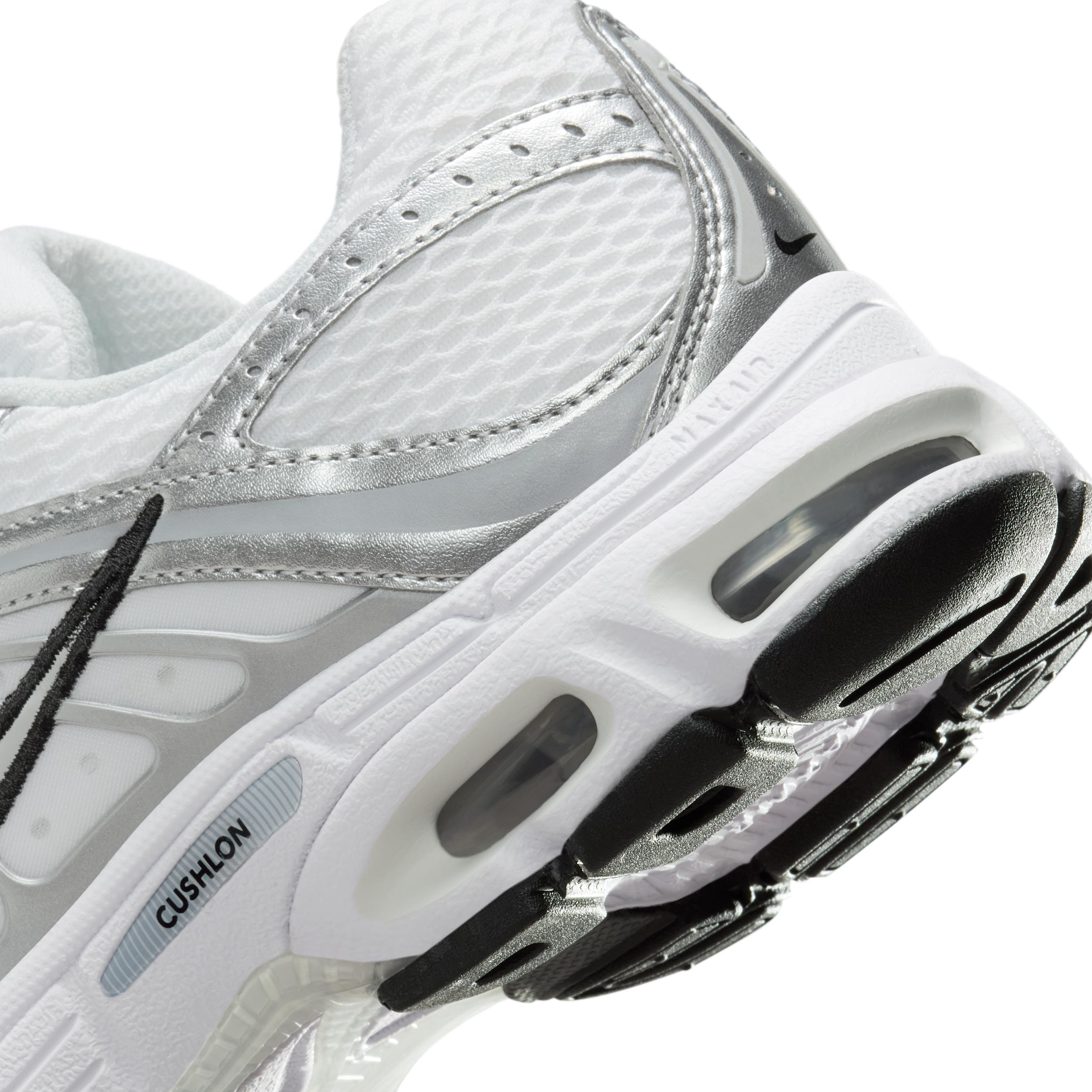 Nike Women's Air Max Moto 2K Shoes Product Image