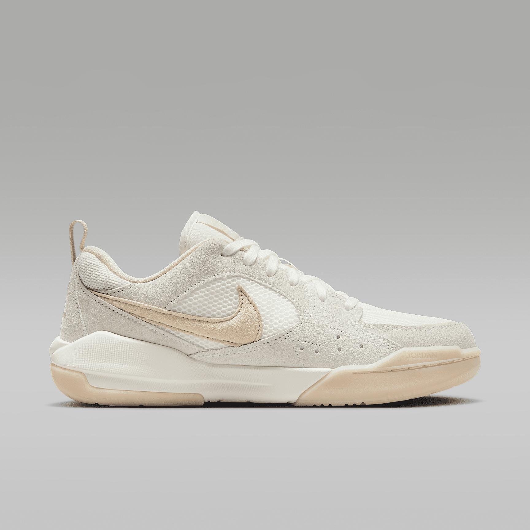 Women's Jordan CMFT Era Shoes Product Image