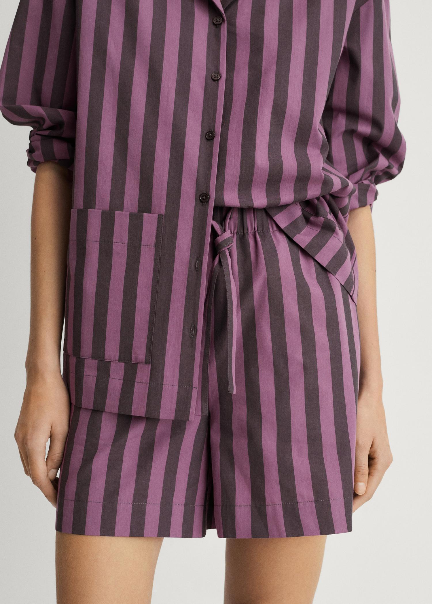 Woven two-tone striped shorts - Women | MANGO USA Product Image