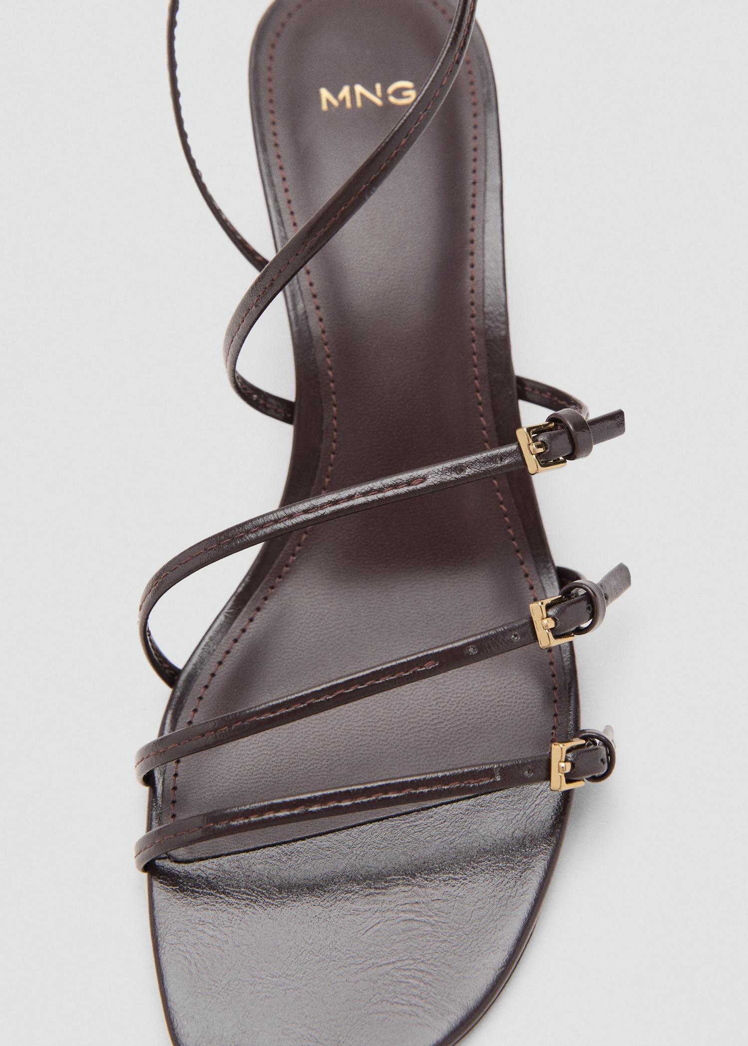 Kitten-heel sandals with buckle - Women | MANGO USA Product Image