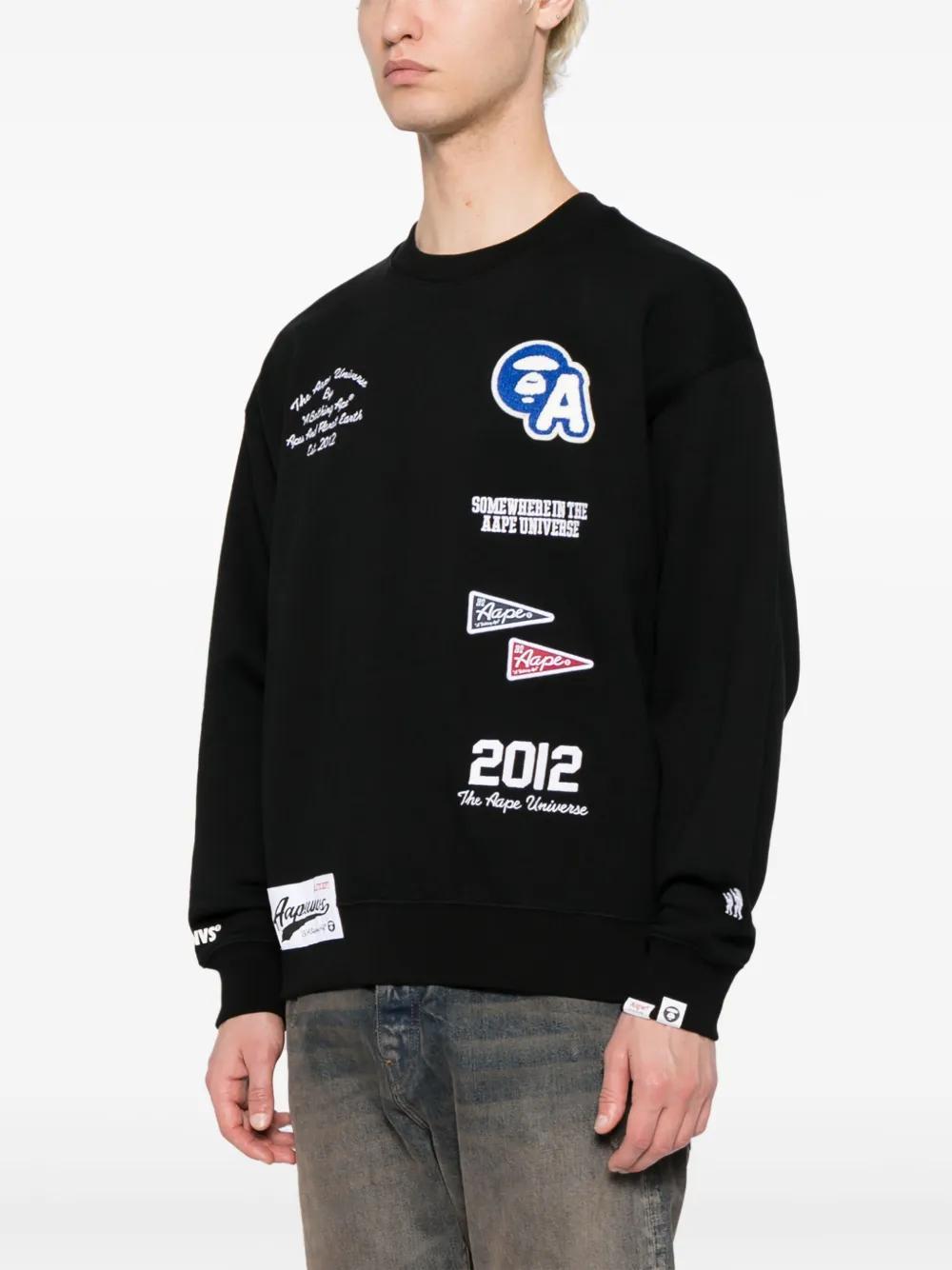 logo-embroidered patch sweatshirt Product Image
