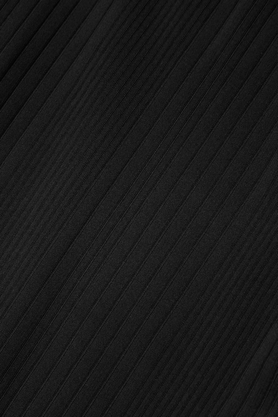 High-Waist 7/8 Run It Back Legging - Black Female Product Image