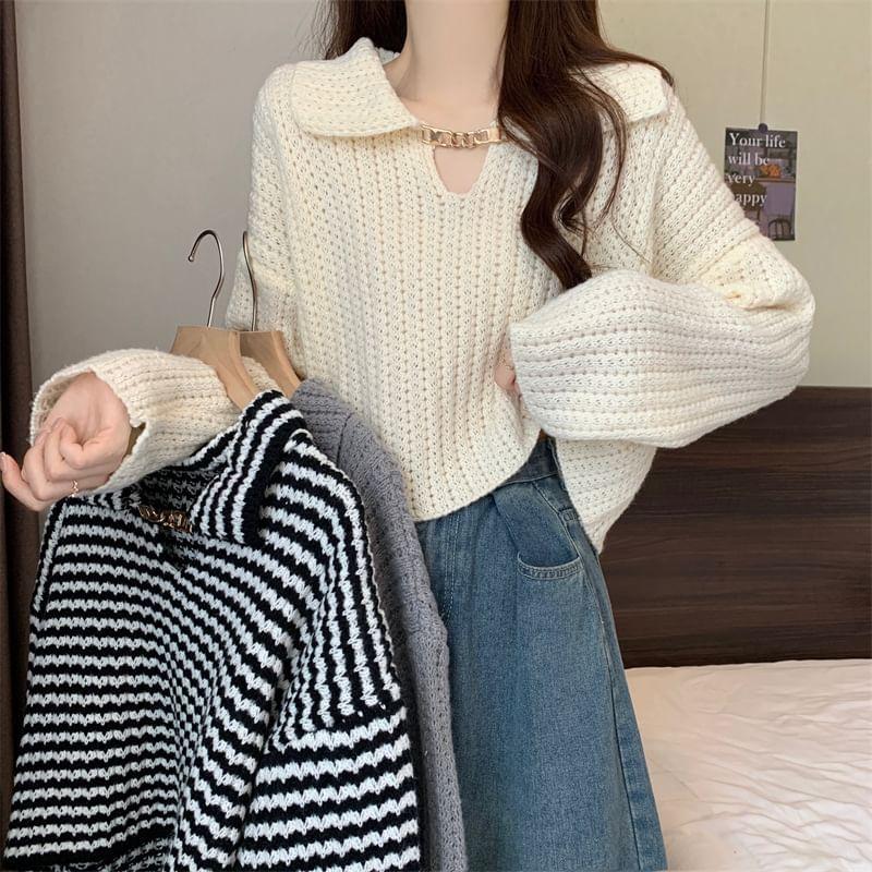 Collar Plain Cutout Chain Accent Sweater Product Image