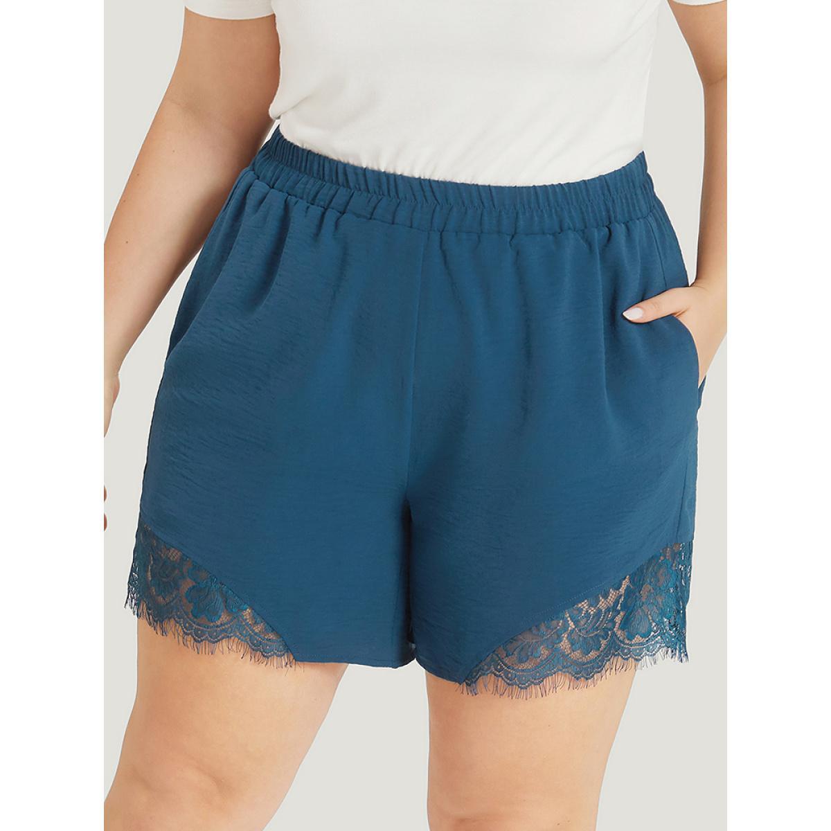Plus Size Solid Pocket Lace Insert Elastic Waist Shorts Women Aegean Casual Patchwork Dailywear Shorts BloomChic 26/4X Product Image