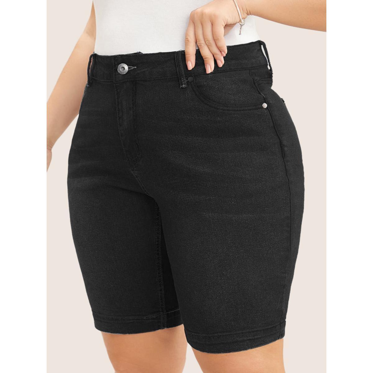 Plus Size Very Stretchy High Rise Dark Wash Denim Shorts Women DarkGray Casual Plain High stretch Slanted pocket Jeans BloomChic 28/5X Product Image
