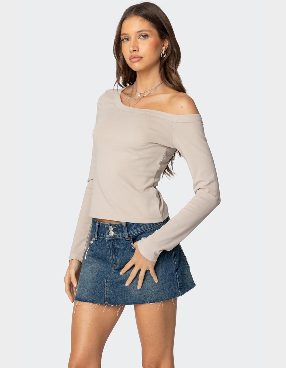 EDIKTED Adelaine Asymmetric Top Product Image