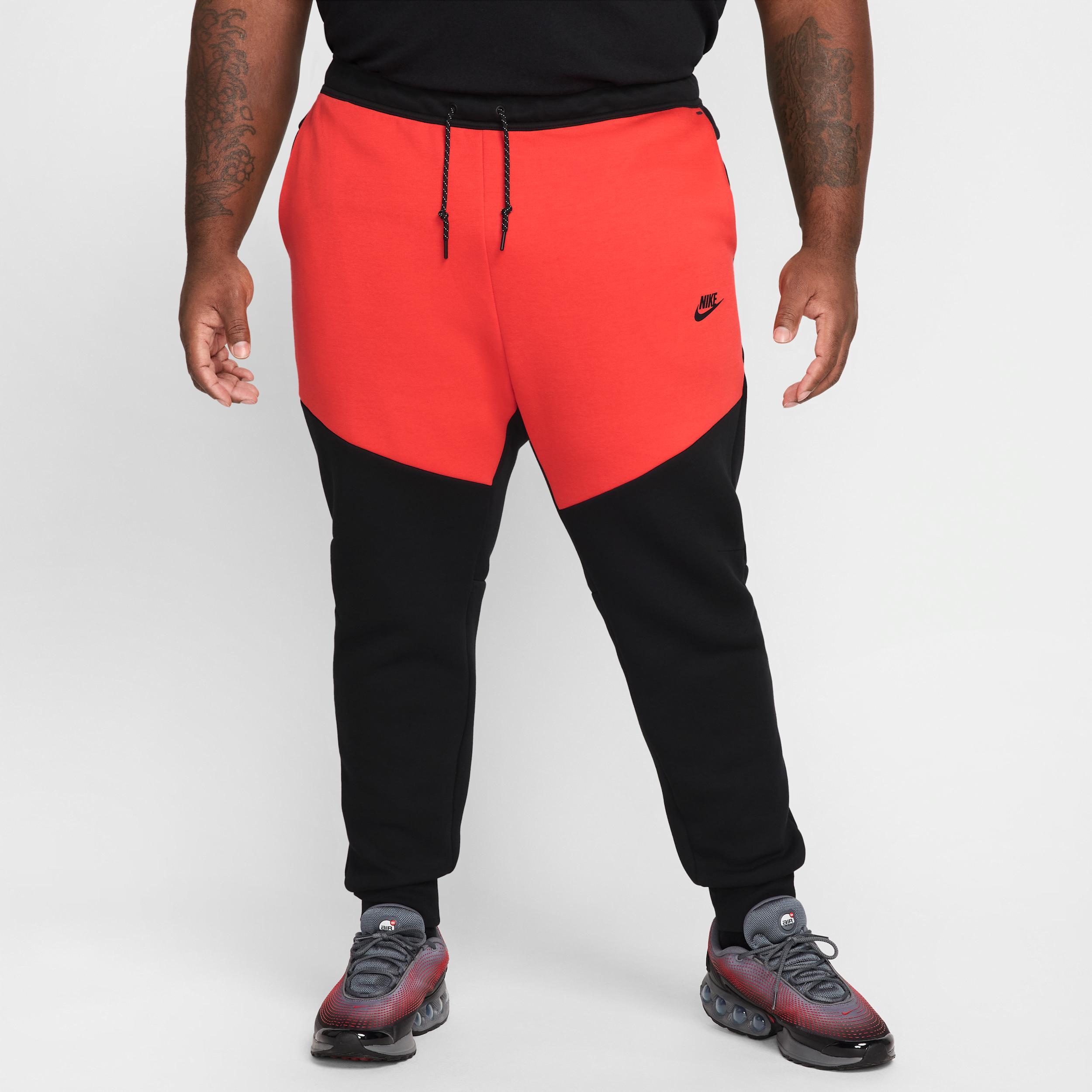 Nike Men's Tech Fleece Jogger Pants Product Image