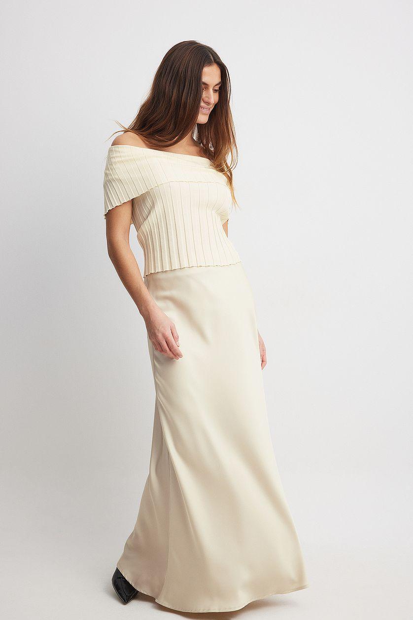 Offshoulder Knitted Top Product Image