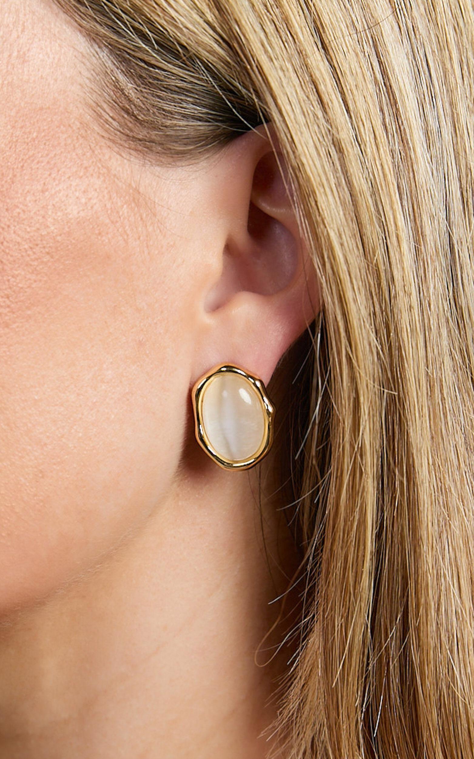 Eleanor Earrings - Pearl Stud Earrings in Gold Product Image