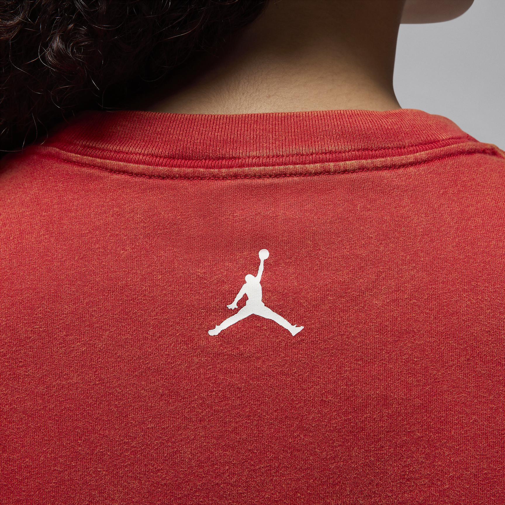 Jordan Women's Graphic Girlfriend T-Shirt Product Image