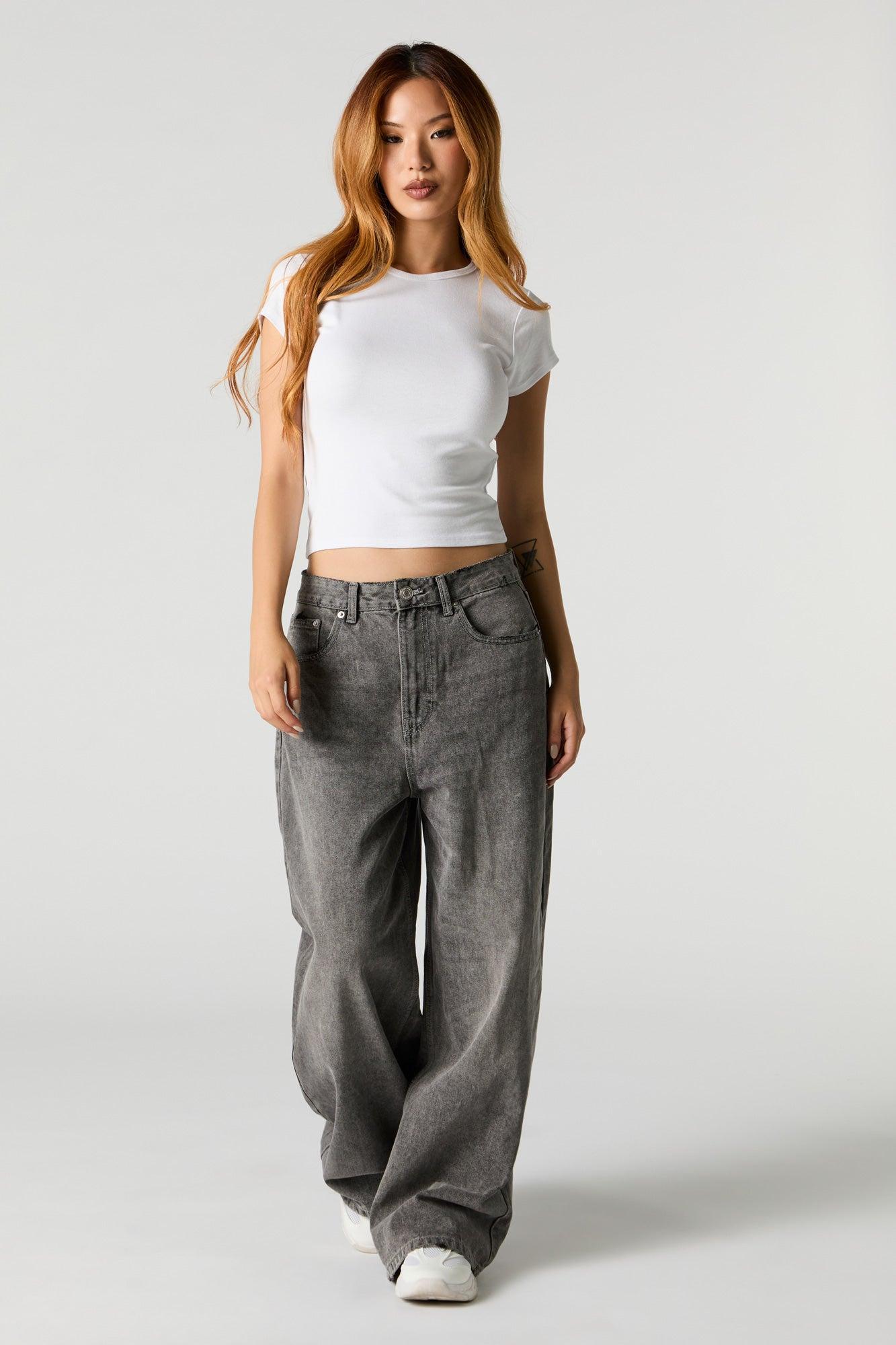 Skimmer Crewneck T-Shirt Female Product Image