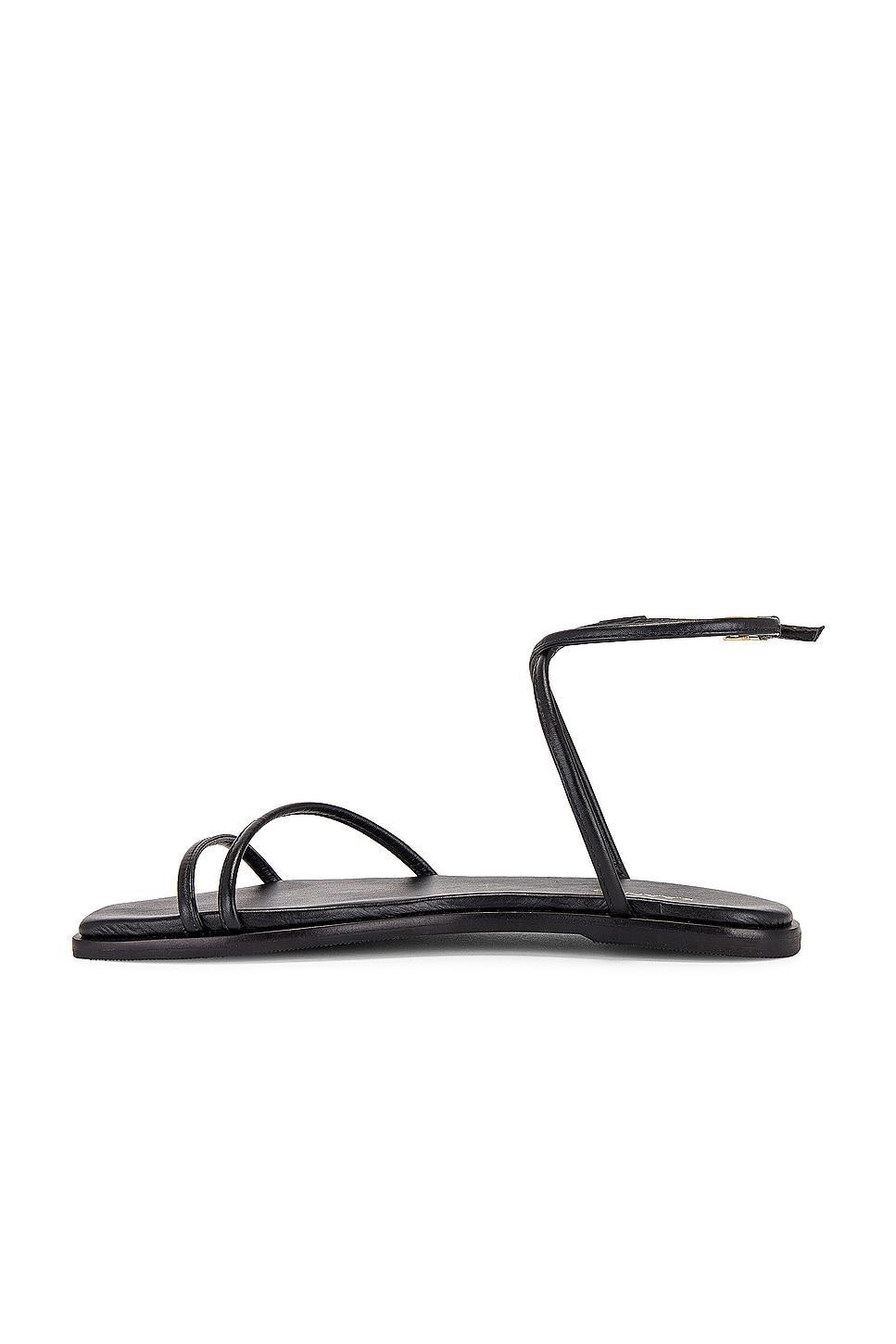 Zola Sandal Kaanas Product Image