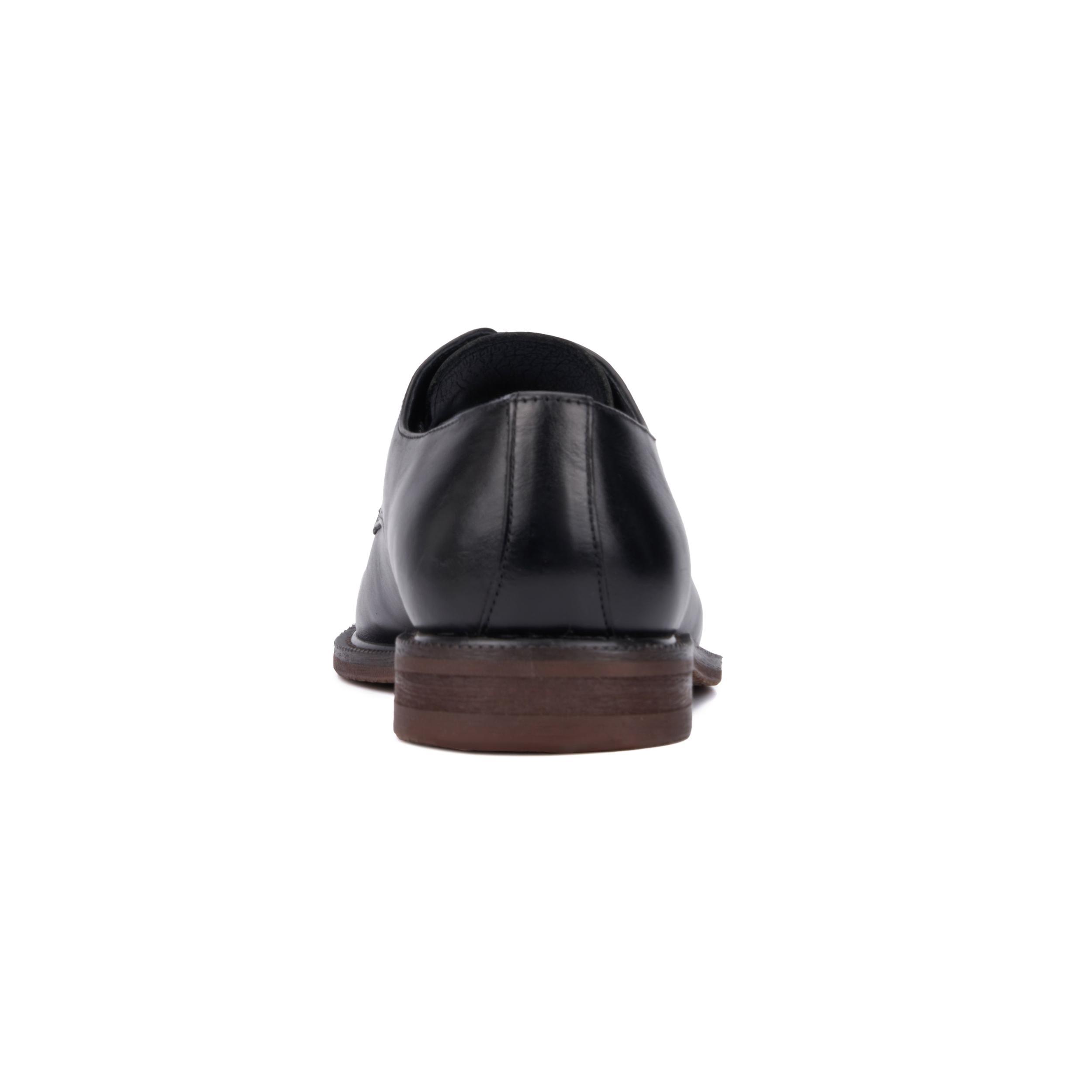 Men's Richmond Oxford Dress Shoe Product Image