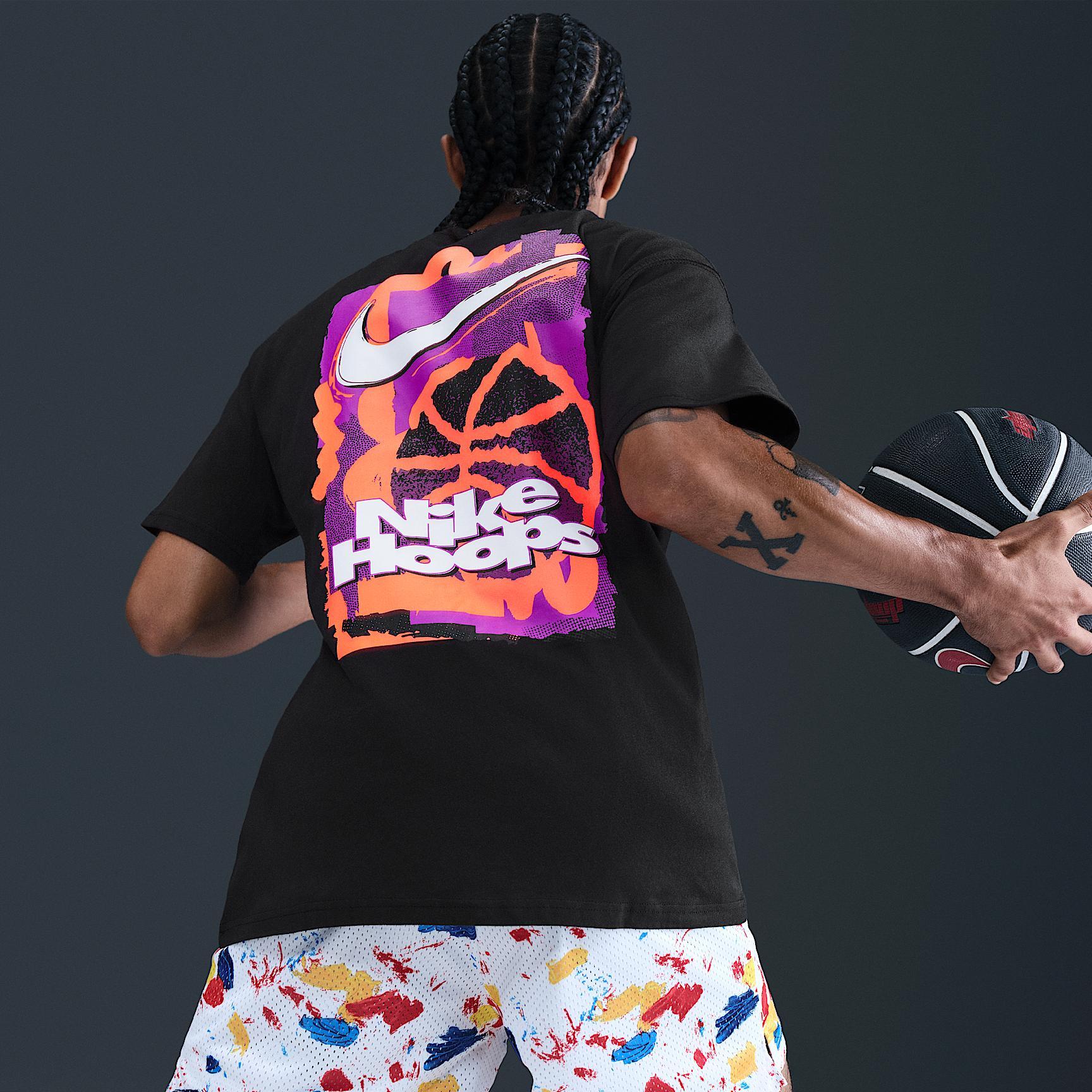 Nike Men's Max90 T-Shirt Product Image