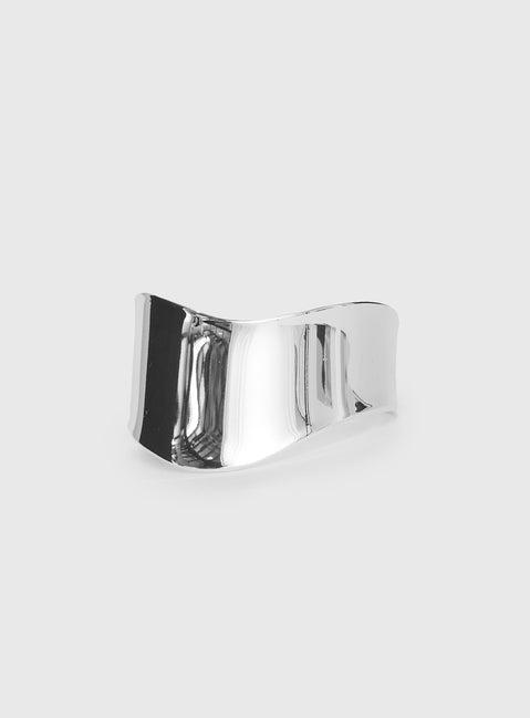 Diamanta Cuff Silver Product Image