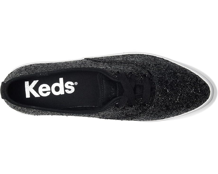 Triple Kick Canvas Product Image