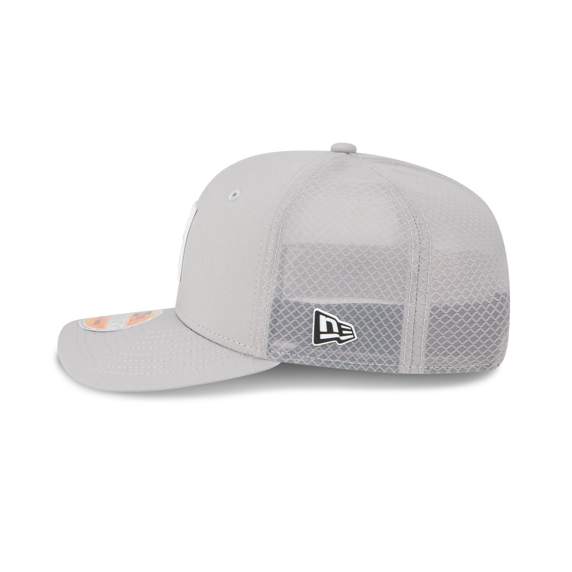 Baltimore Ravens 2025 Sideline Hot Weather Gray 9SEVENTY Trucker Hat Male Product Image