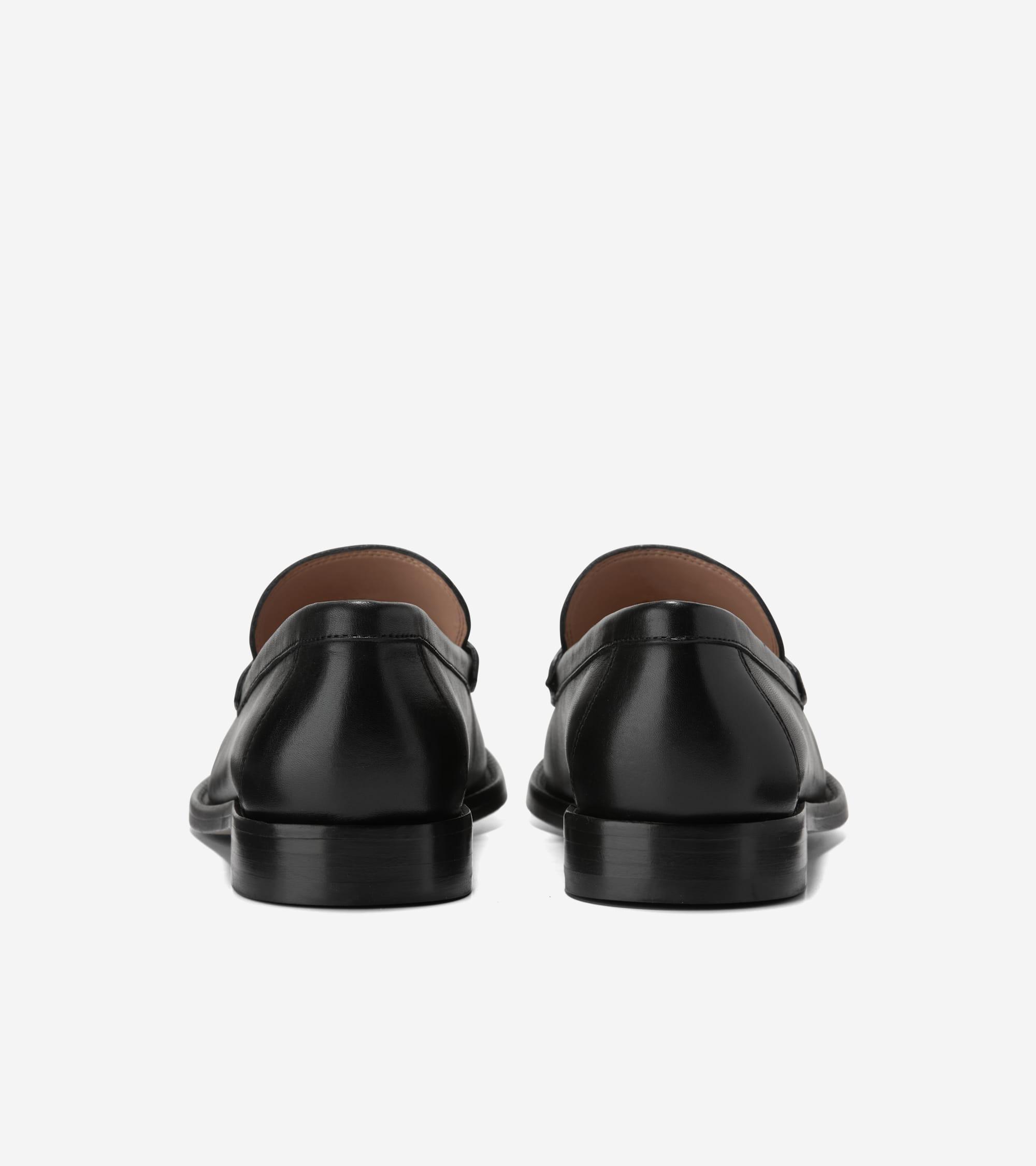 Women's Lidia Leather Bucket Bag Product Image