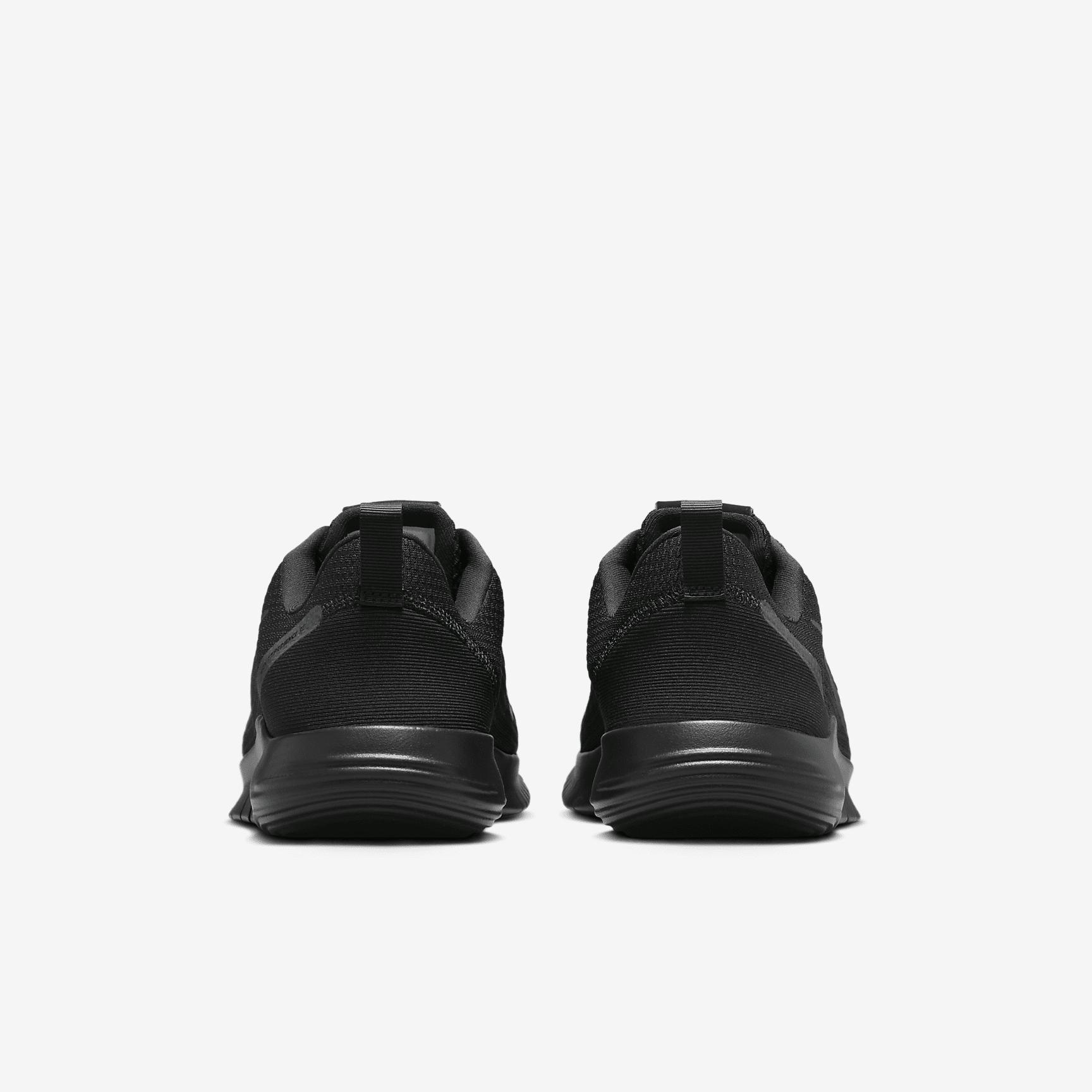 Nike Men's Air Max Nuaxis Shoes Product Image