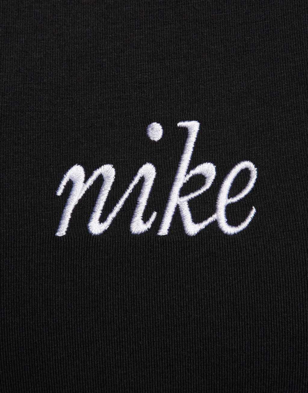 Nike logo cropped T-shirt in black Product Image