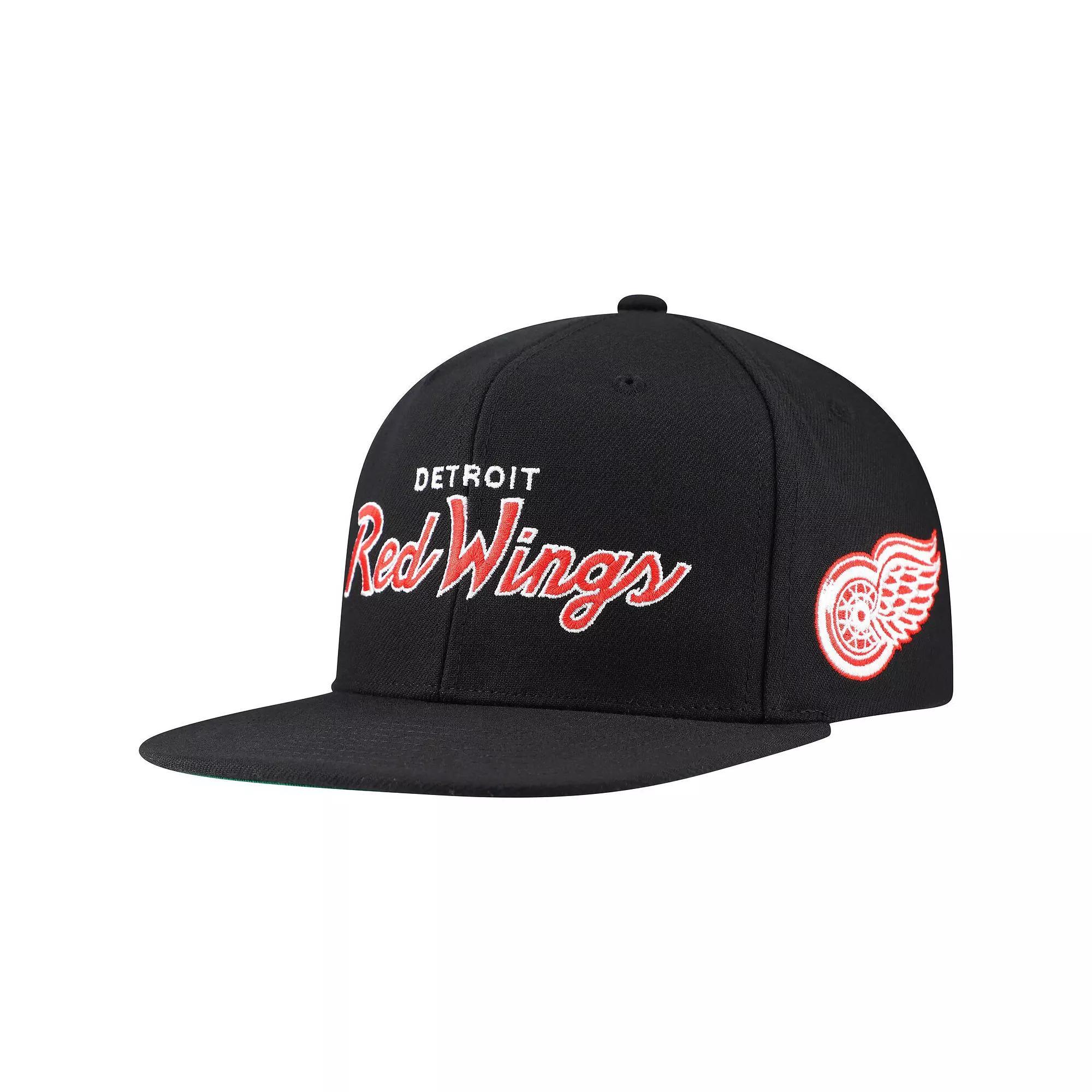 Men's Mitchell & Ness Black Detroit Red Wings Core Team Script 2.0 Snapback Hat Product Image