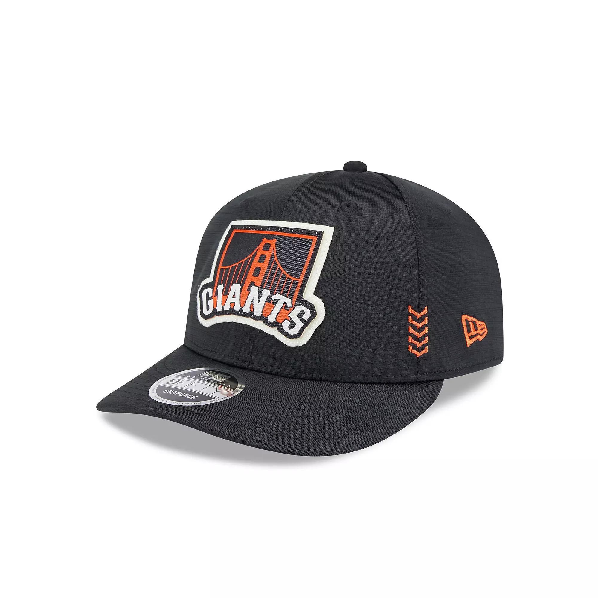 Men's New Era Black San Francisco Giants 2024 Clubhouse Low Profile 59FIFTY Snapback Hat Product Image