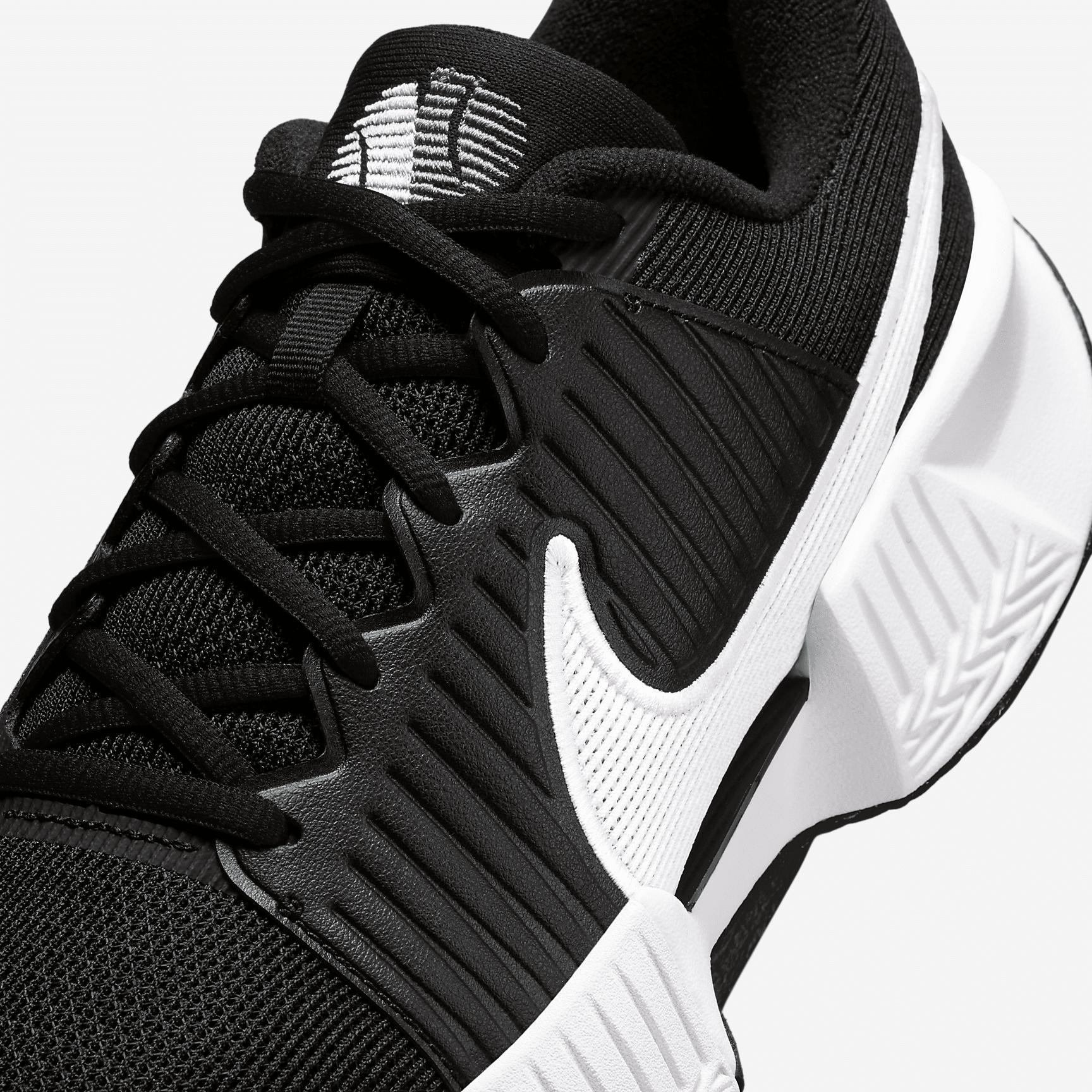 Nike GP Challenge Pro Women's Hard Court Tennis Shoes Product Image