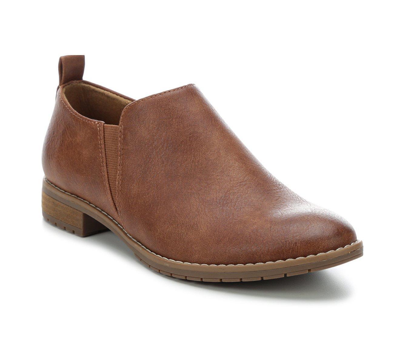 Women's EuroSoft Willet Casual Shoes Product Image