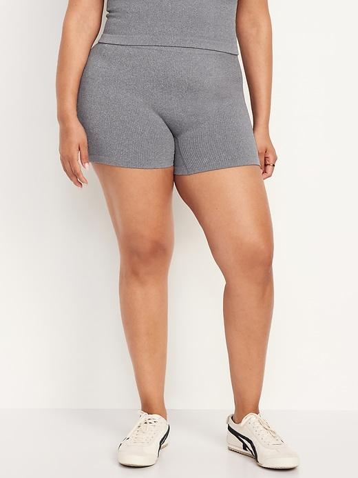 Extra High-Waisted Seamless Ribbed Biker Shorts -- 4-inch inseam Product Image