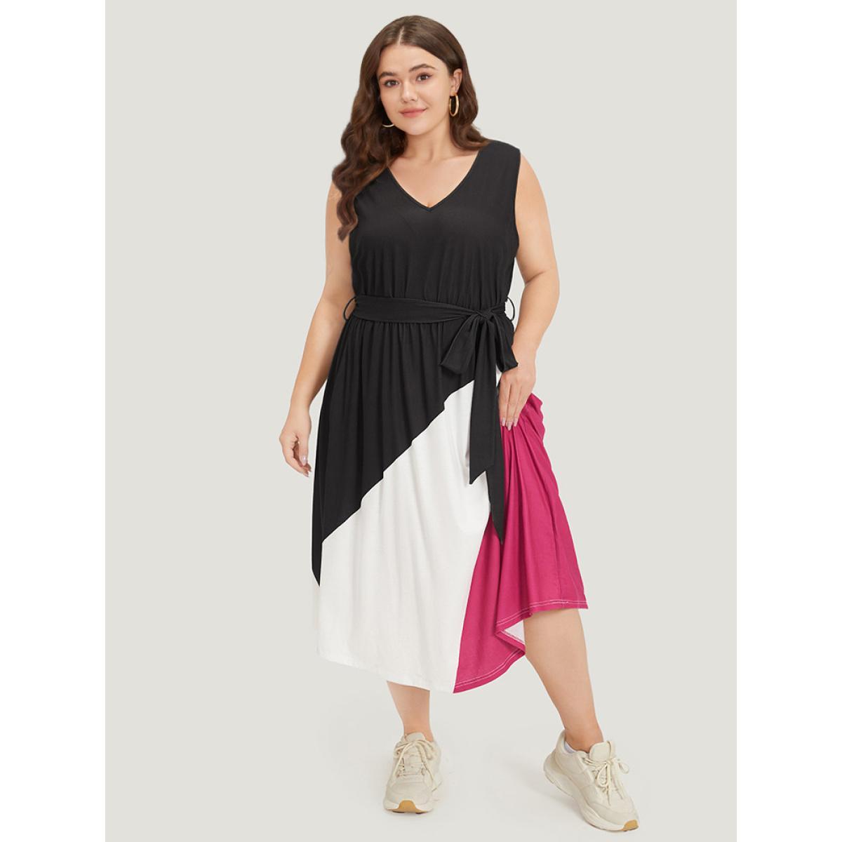 Plus Size Colorblock Contrast Pocket Belted Tank Dress Black Women Casual Plain V-neck Sleeveless Curvy Midi Dress BloomChic 22-24/3X Product Image