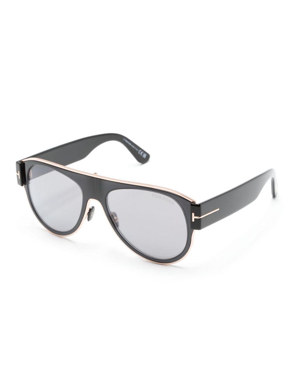 logo-plaque pilot-frame sunglasses Product Image