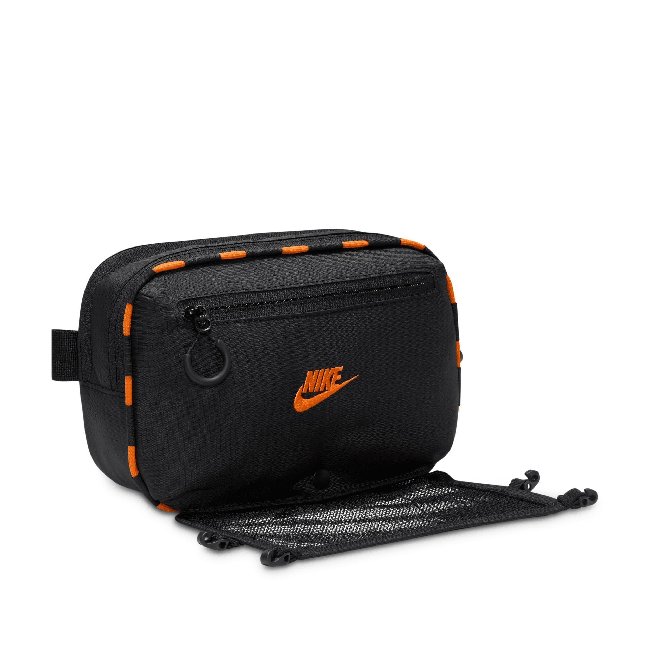 Nike Unisex Hayward Patrol Crossbody Bag (4L) Product Image