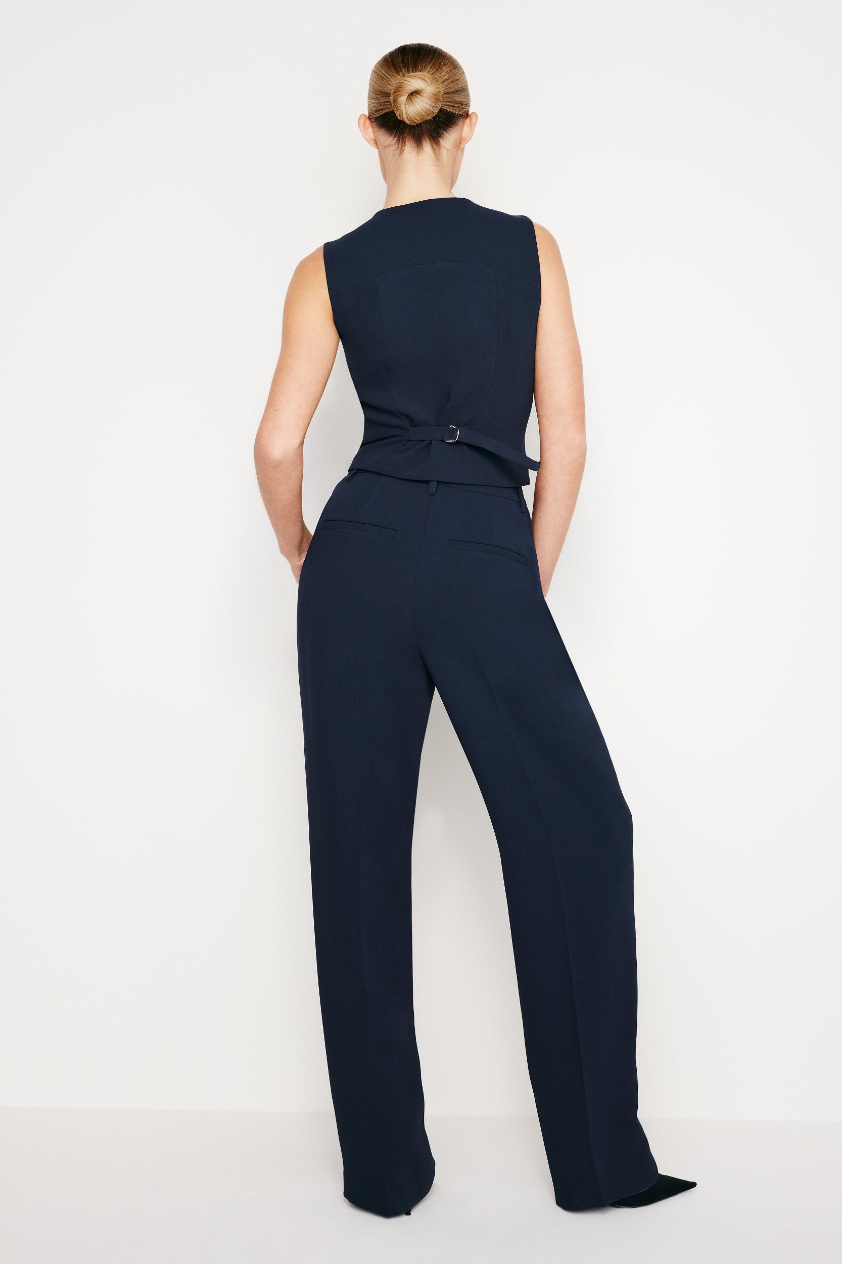 LUXE SUITING COLUMN TROUSER | NEW NAVY002 Product Image