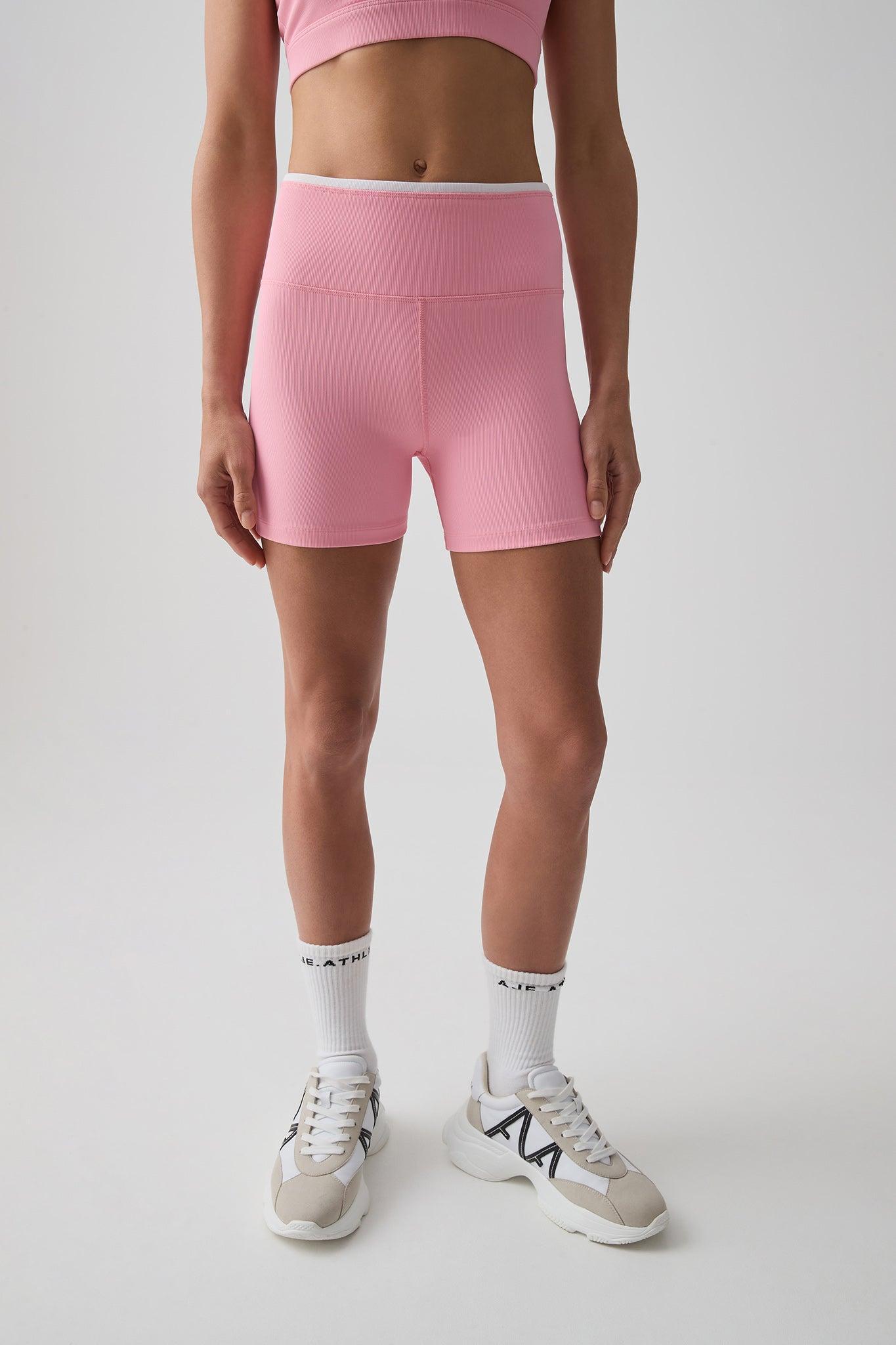 Relaxed Logo Tape Short 603 Product Image